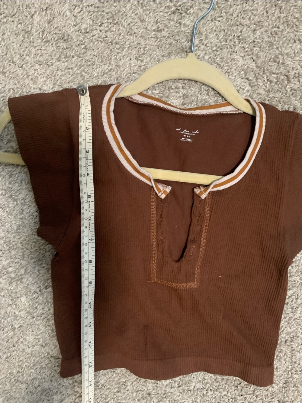 Urban Outfitters Go For Gold Brown Short Sleeve Ribbed Crop Top - Picture 6 of 8